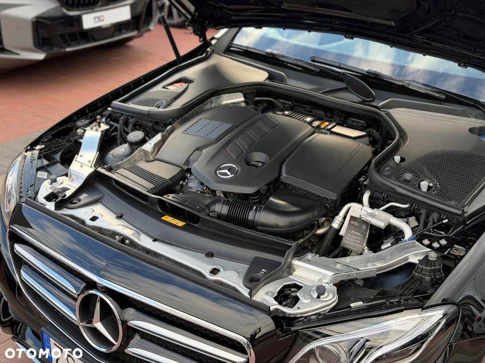 Mercedes-Benz Klasa E 300 d 9G-TRONIC Avantgarde - 36