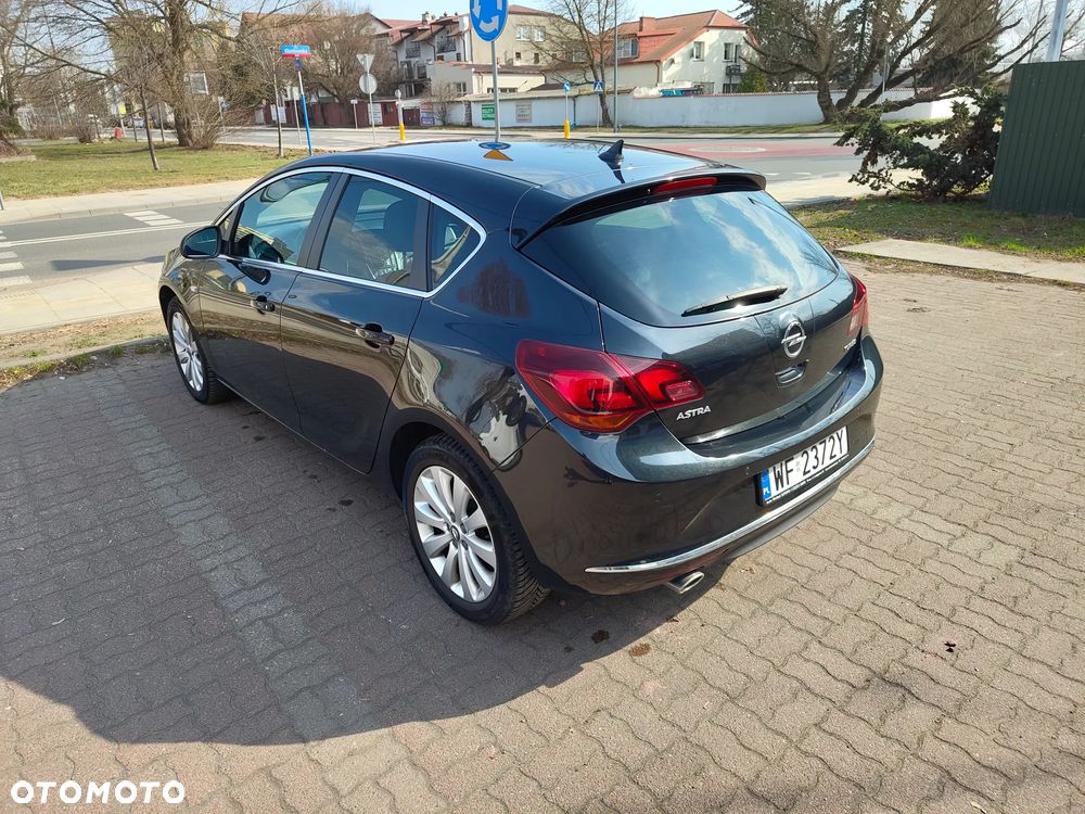 Opel Astra 1.4 Turbo Cosmo - 6