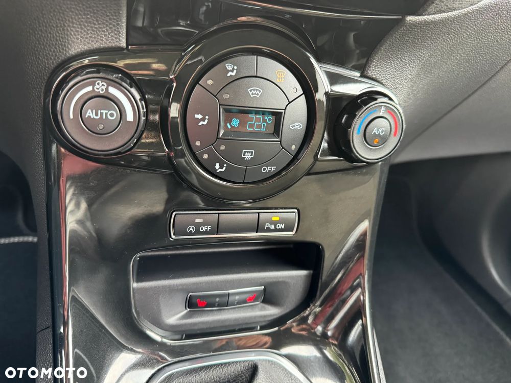 Ford Fiesta 1.0 EcoBoost Start-Stop Titanium - 19
