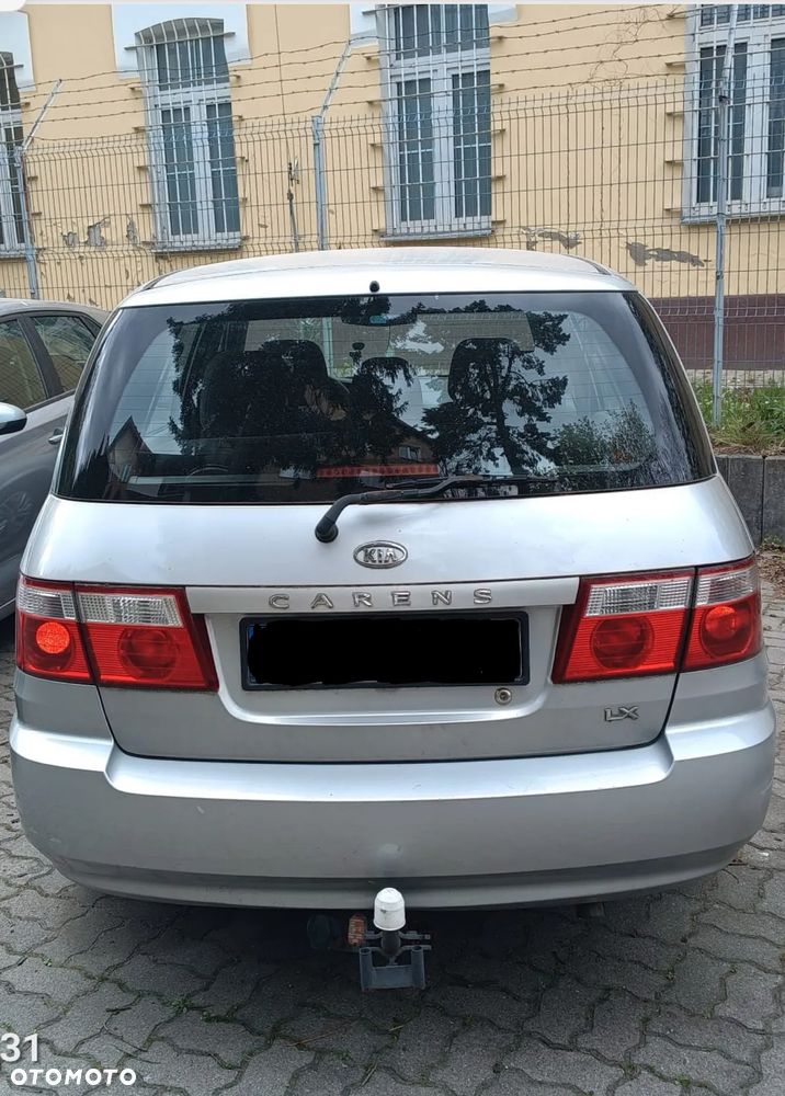 Kia Carens 1.6 / Tour - 2
