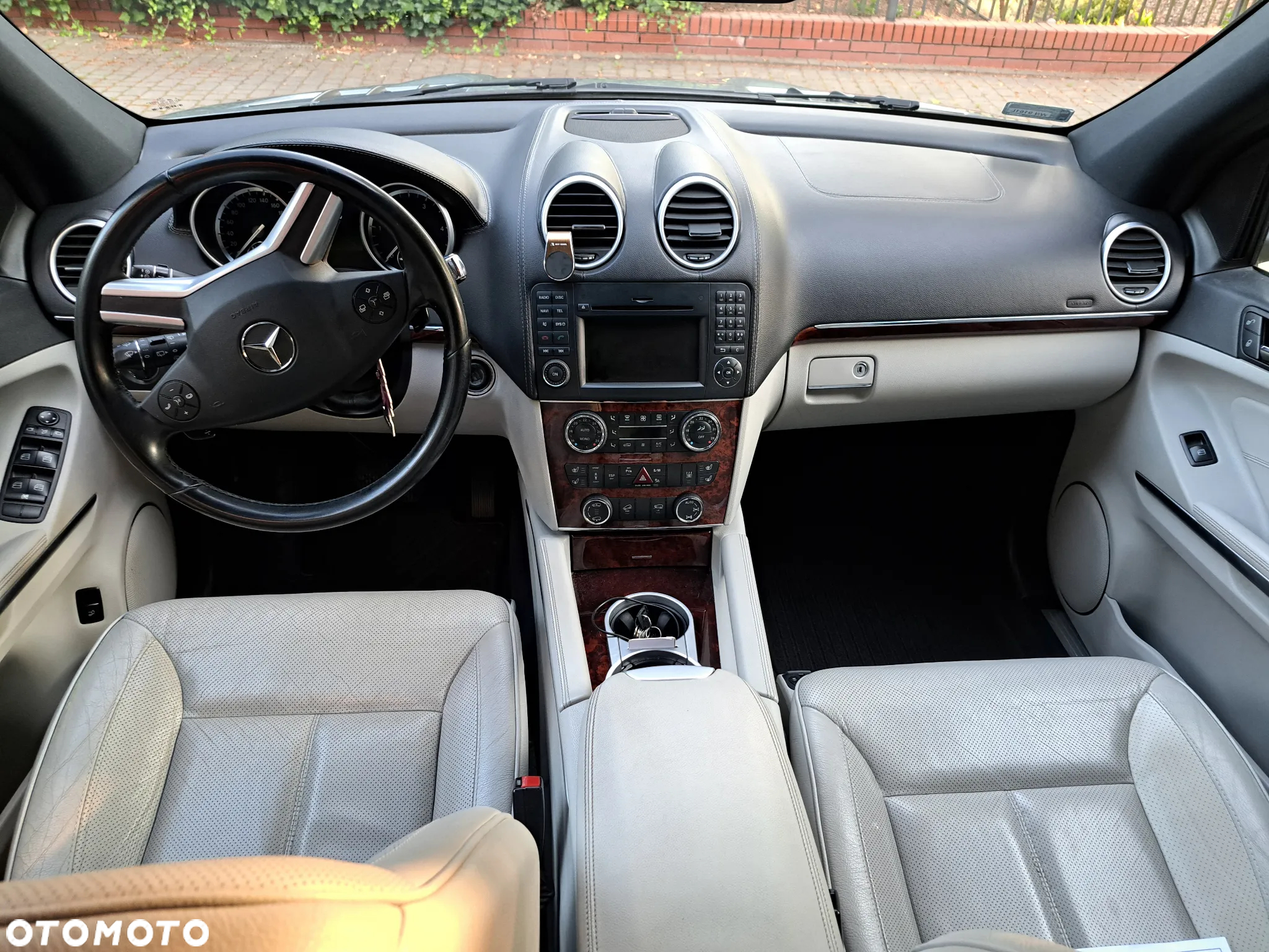Mercedes-Benz GL 450 CDI - 16