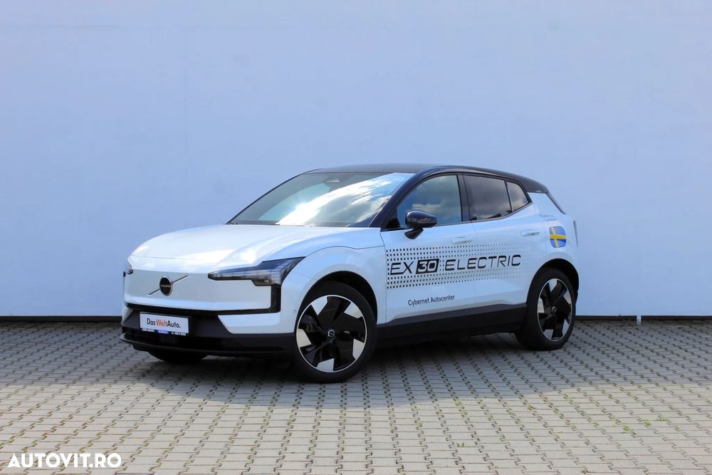 Volvo EX30 Twin Motor Performance AWD Ultra - 1