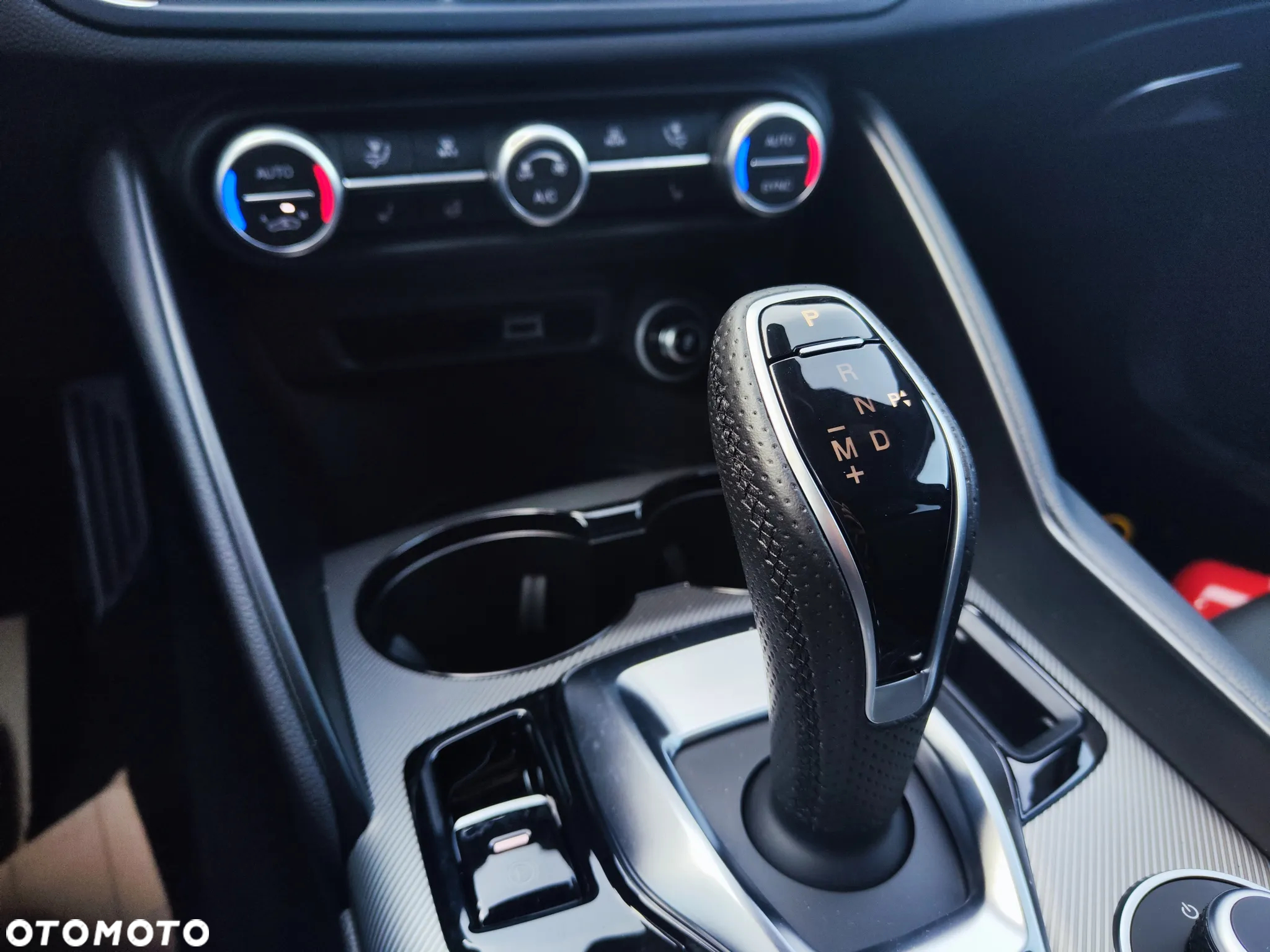 Alfa Romeo Giulia 2.0 Turbo Intensa Q4 - 27