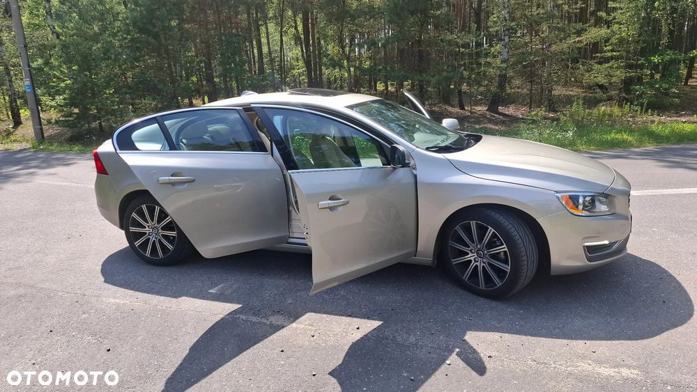 Volvo S60 - 14