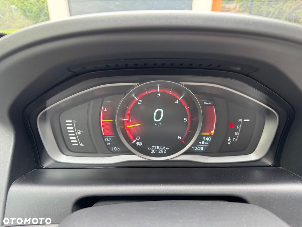 Volvo XC 60 D5 AWD Ocean Race - 10