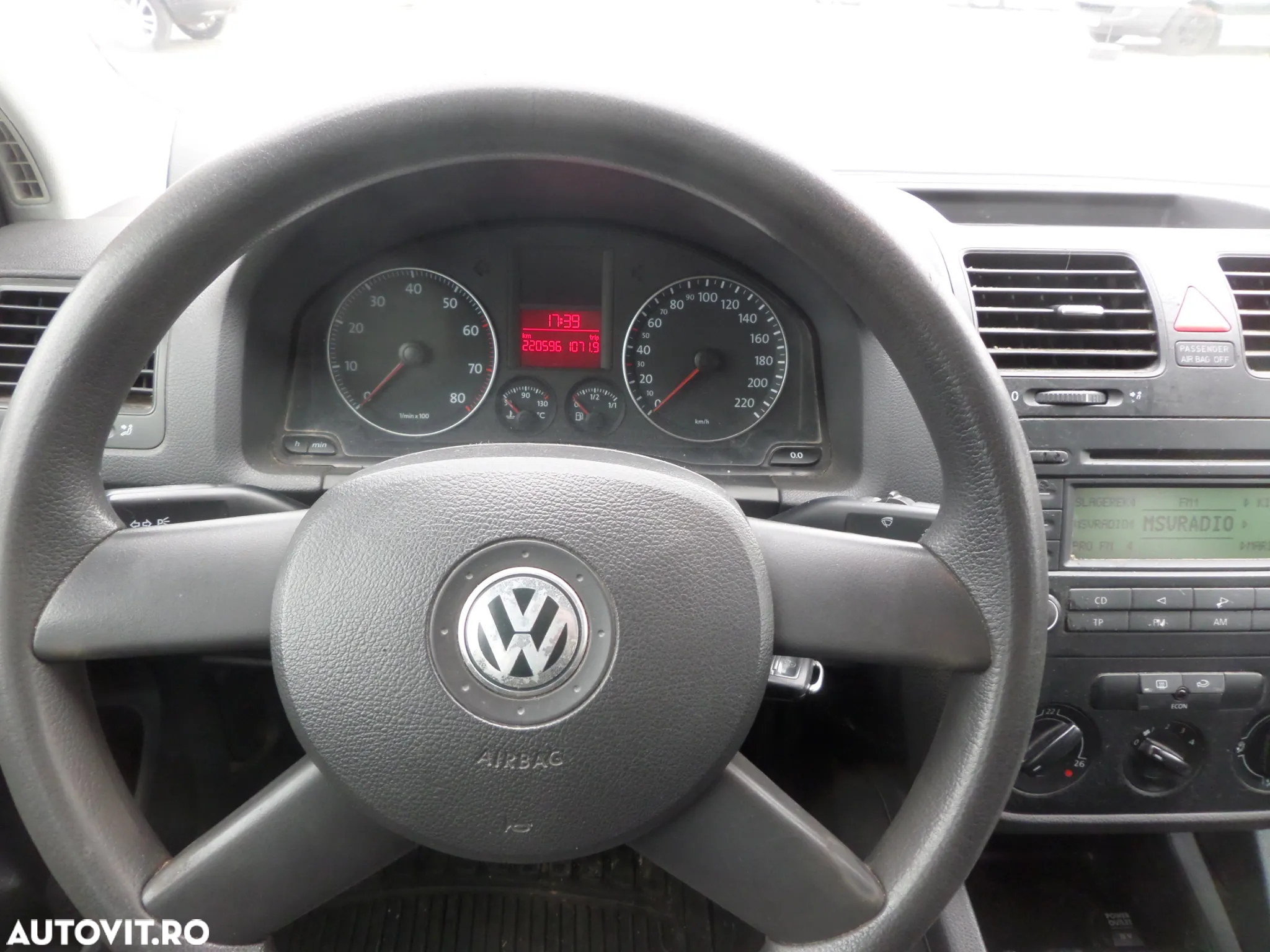 Volkswagen Golf 1.4 Comfortline - 29