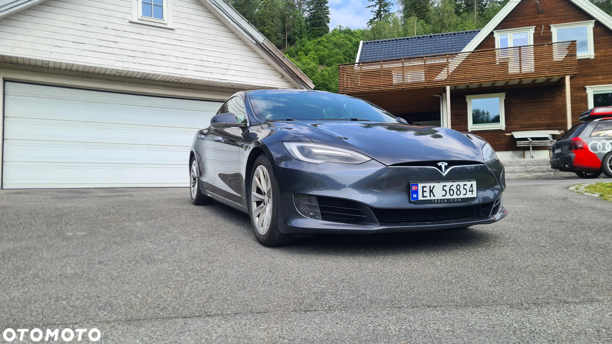Tesla Model S Standard - 2