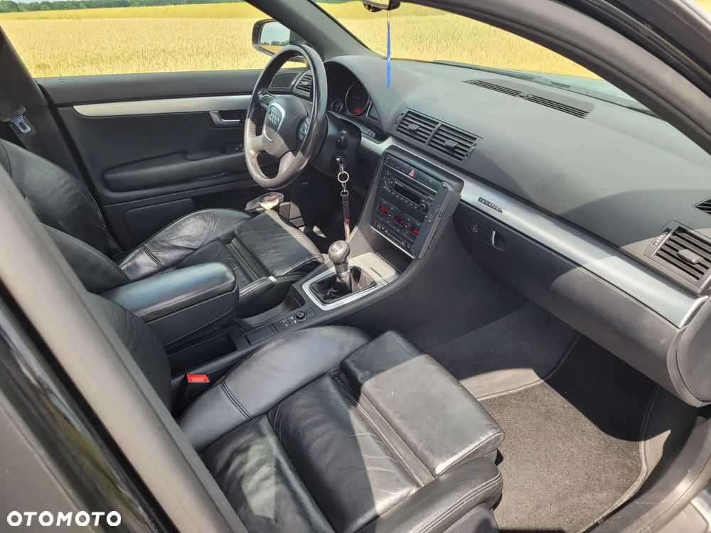 Audi A4 Avant 3.0 TDI Quattro - 10
