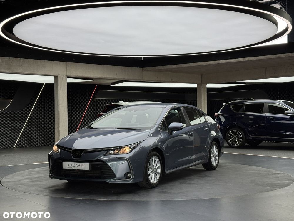 Toyota Corolla - 2