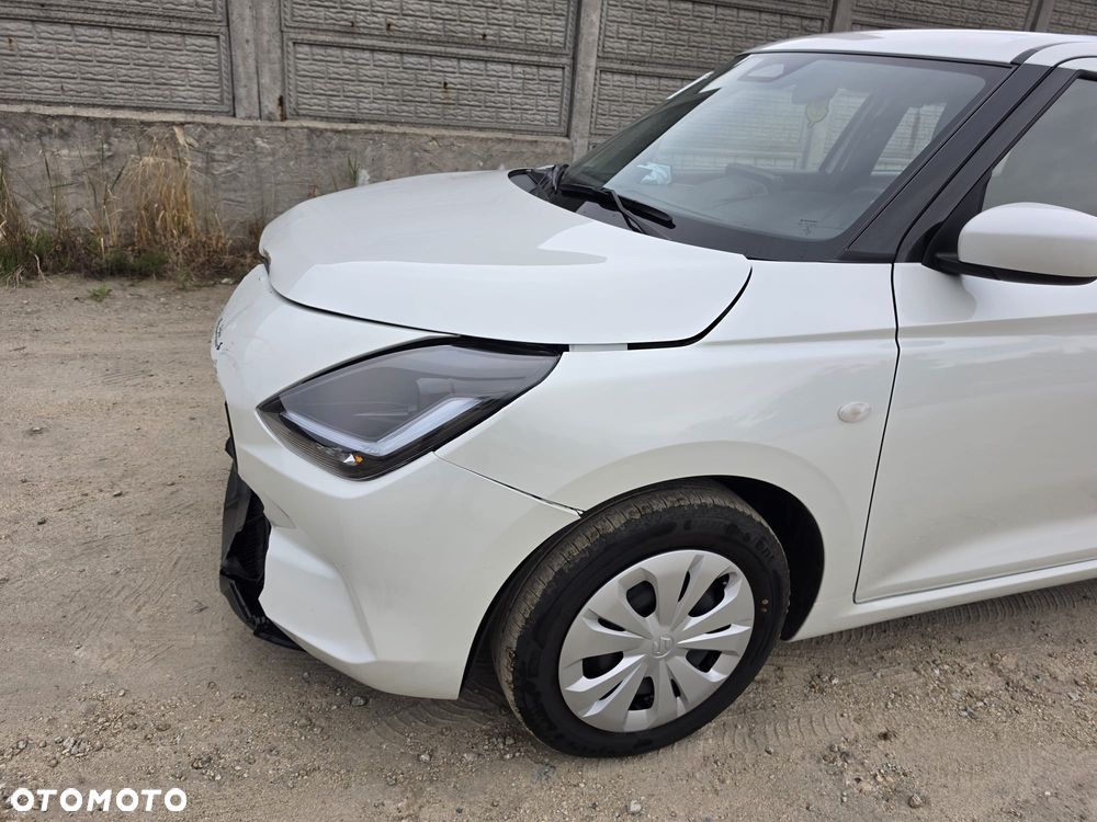 Suzuki Swift 1.2 Dualjet Hybrid MT Club - 19