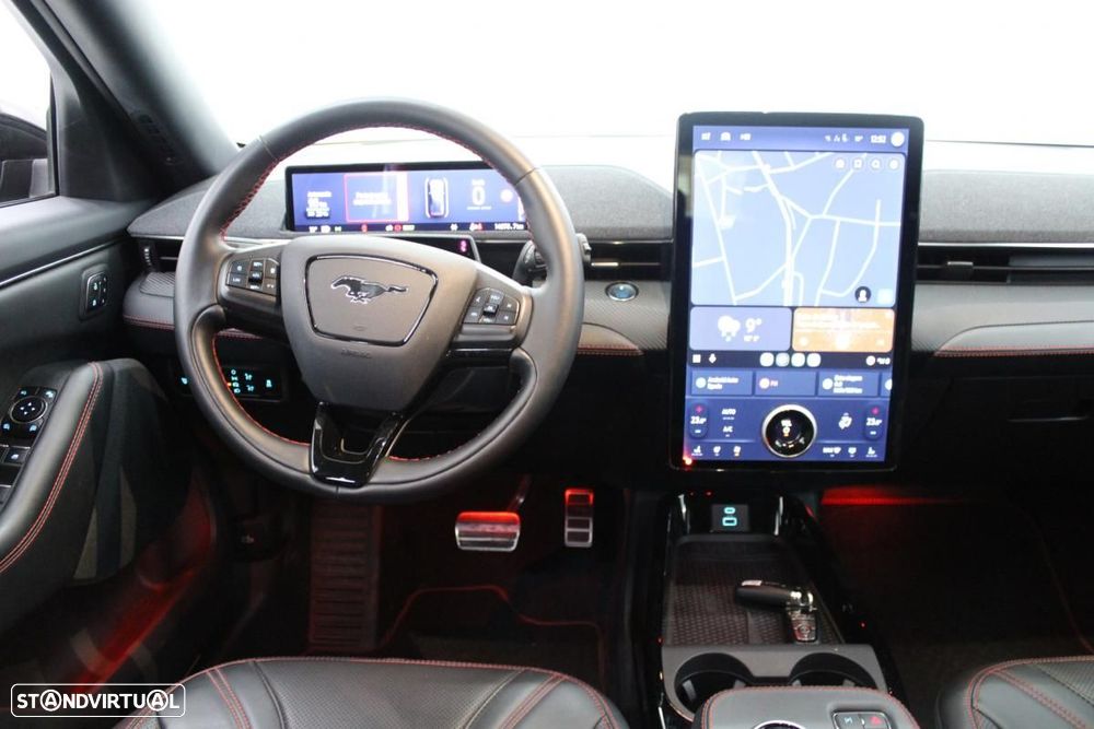Ford Mustang Mach-E 72.6 kWh Premium AWD - 14
