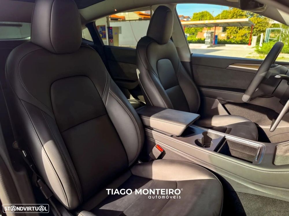 Tesla Model Y Tração Traseira - 57