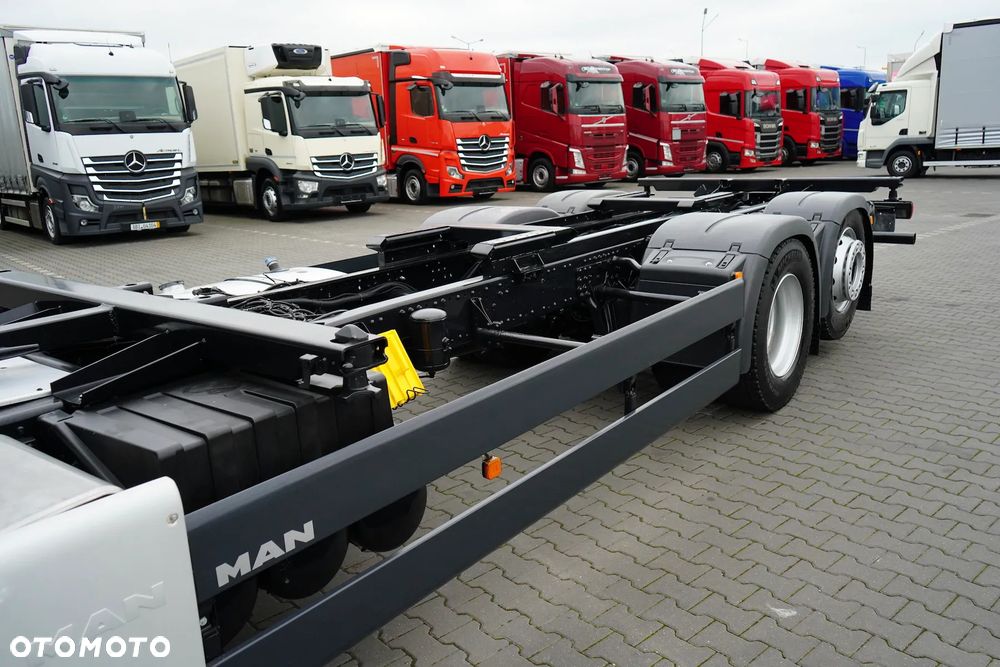 MAN TGS / 26.440 / E 5 / RETARDER / PEŁNY ADR / BDF / 7,15 M , 7,45 M / OŚ SKRĘTNA - 35