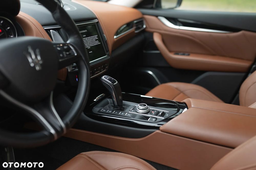 Maserati Levante MHEV GT - 18