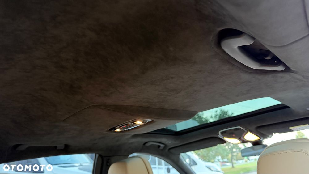 BMW Seria 7 - 24