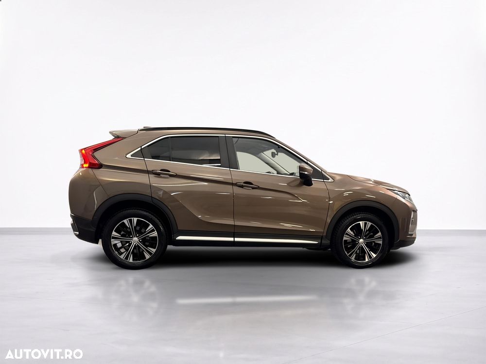 Mitsubishi Eclipse-Cross - 7
