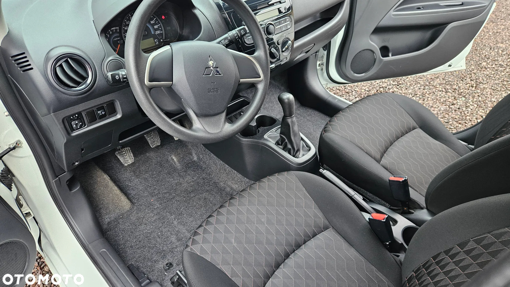 Mitsubishi Space Star 1.0 Active - 19