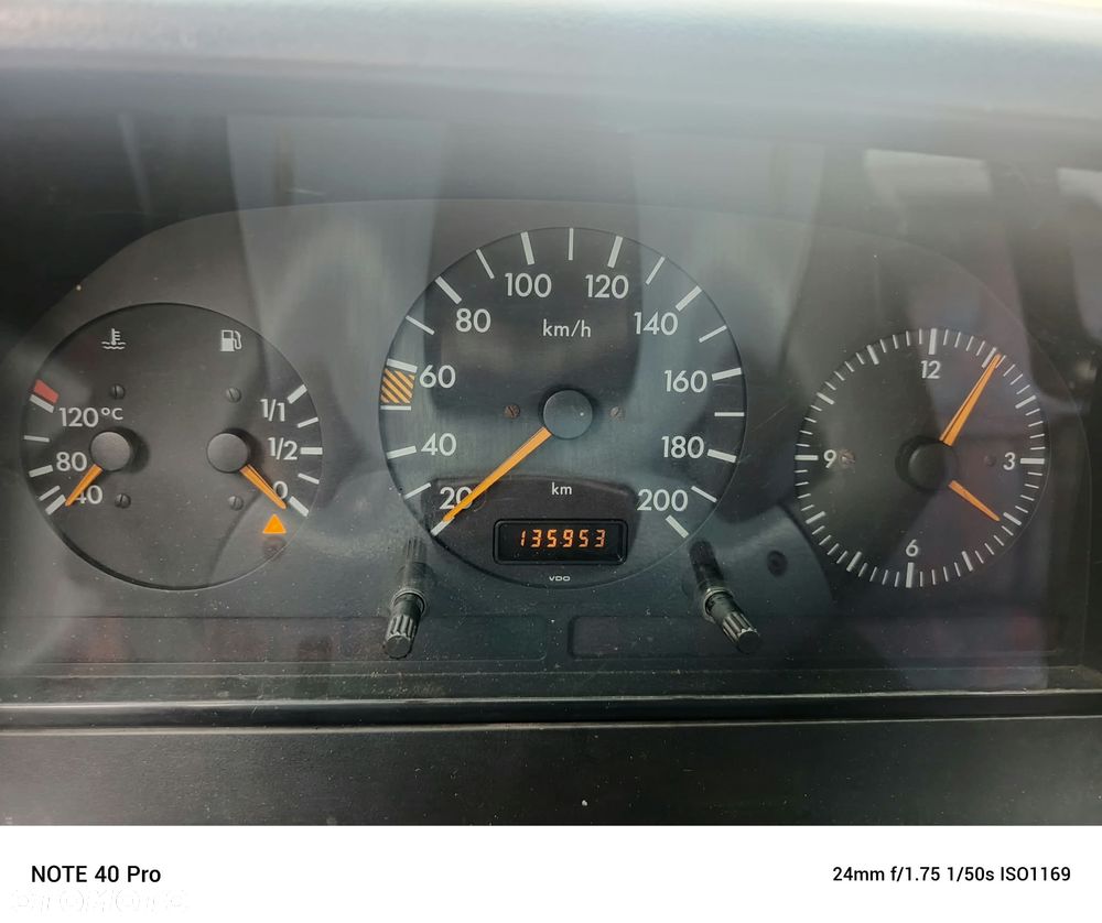 Mercedes-Benz Sprinter - 16