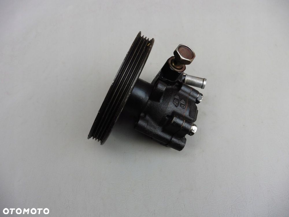 Pompa wspomagania Patrol GR Y60 Y61 2,8 GR TDI - 6