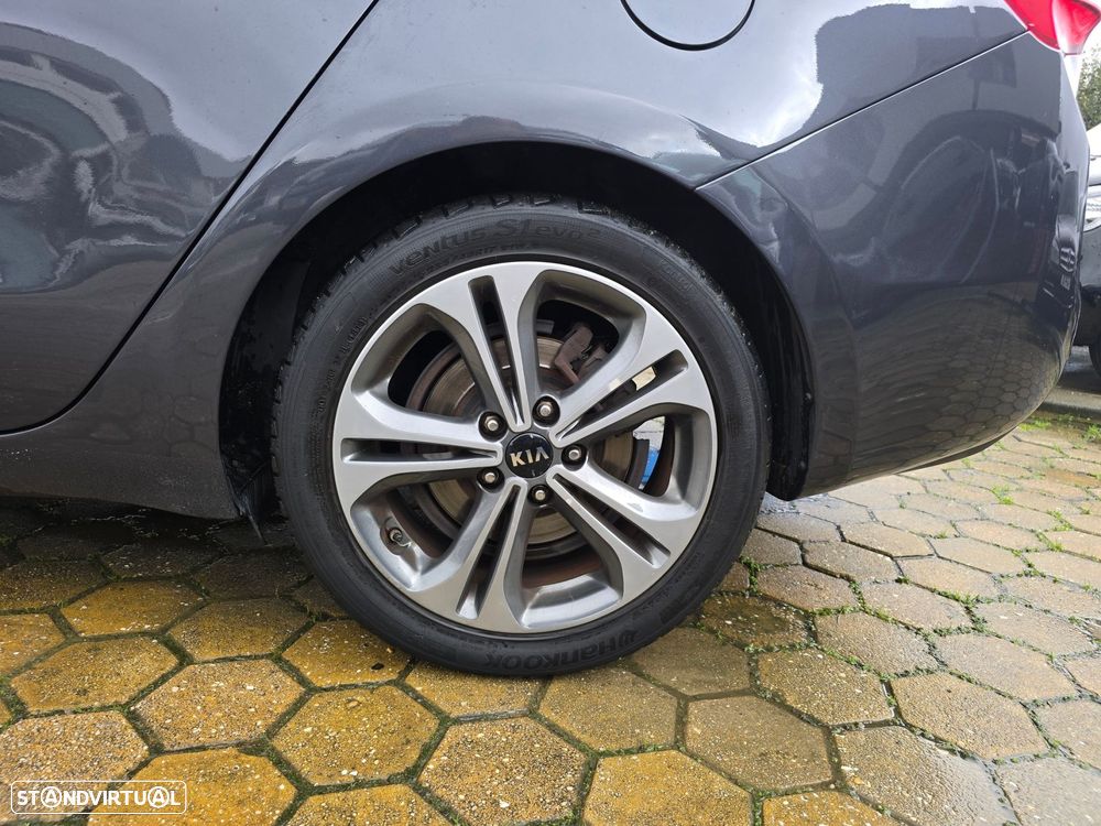 Kia Ceed SW 1.6 CRDi GT Line 7DCT - 14