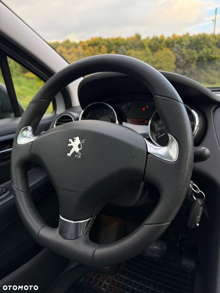 Peugeot 5008 1.6 THP Allure - 24