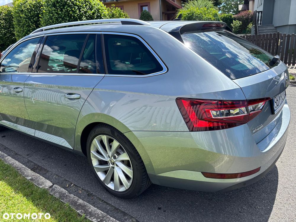 Skoda Superb 2.0 TDI 4x4 L&K DSG - 6