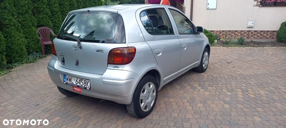 Toyota Yaris 1.4 D-4D - 3