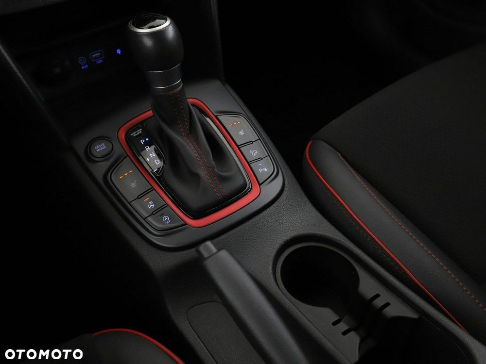 Hyundai Kona 1.6 T-GDI DCT Style - 29