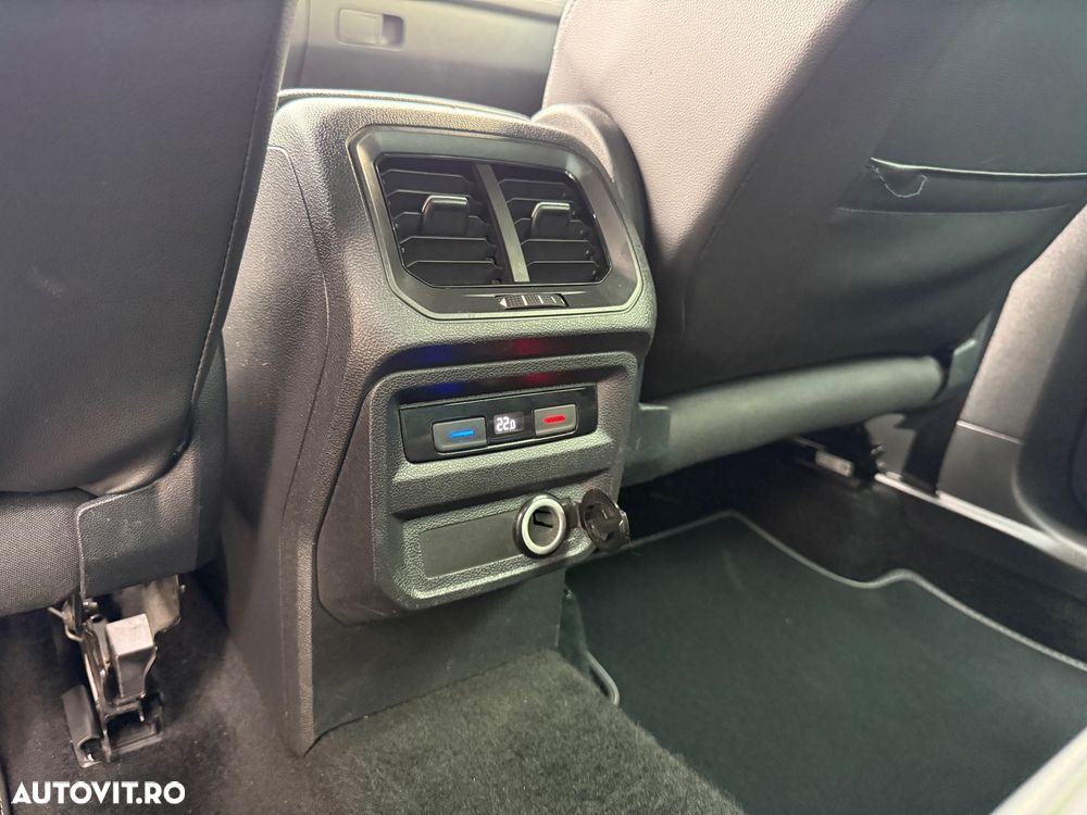 Volkswagen Tiguan 2.0 TDI SCR 4MOTION DSG R-Line - 23
