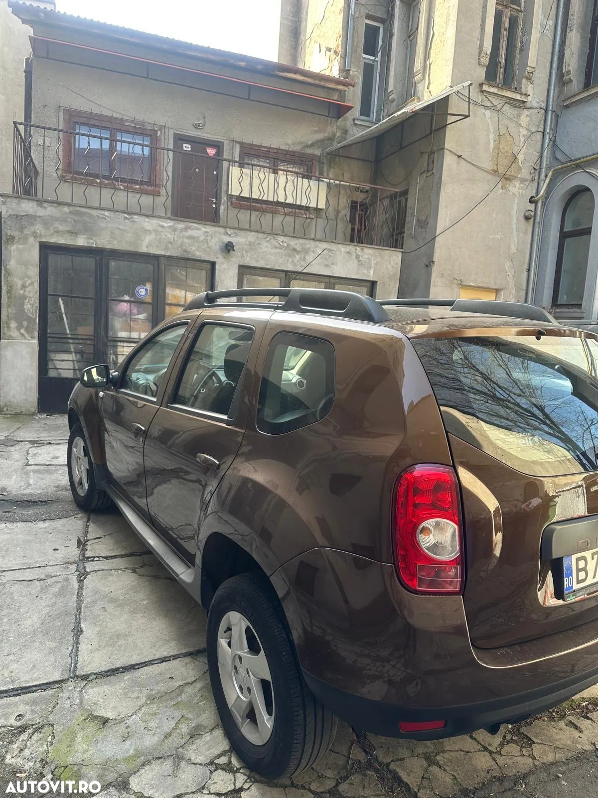 Dacia Duster 1.5 dCi 4x2 Laureate - 4
