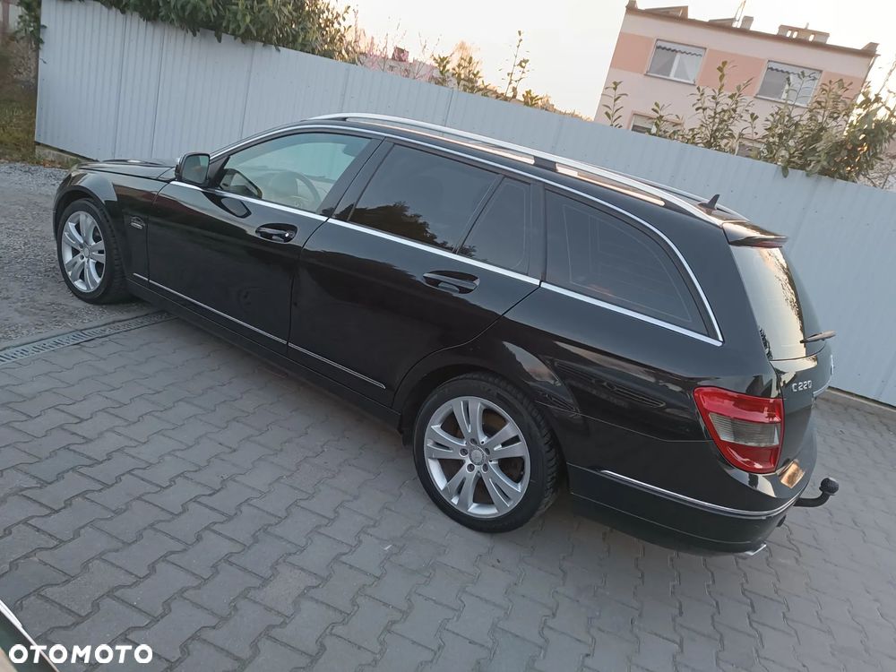 Mercedes-Benz Klasa C 220 CDI DPF Automatik Avantgarde - 3
