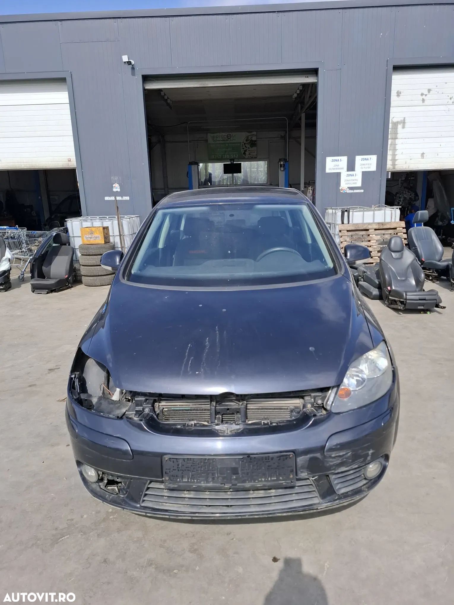 Dezmembrari / Dezmembrez Volkswagen Golf 5 Plus 1.9 BLS cutie de viteze GQM culoare LC9Z - 1