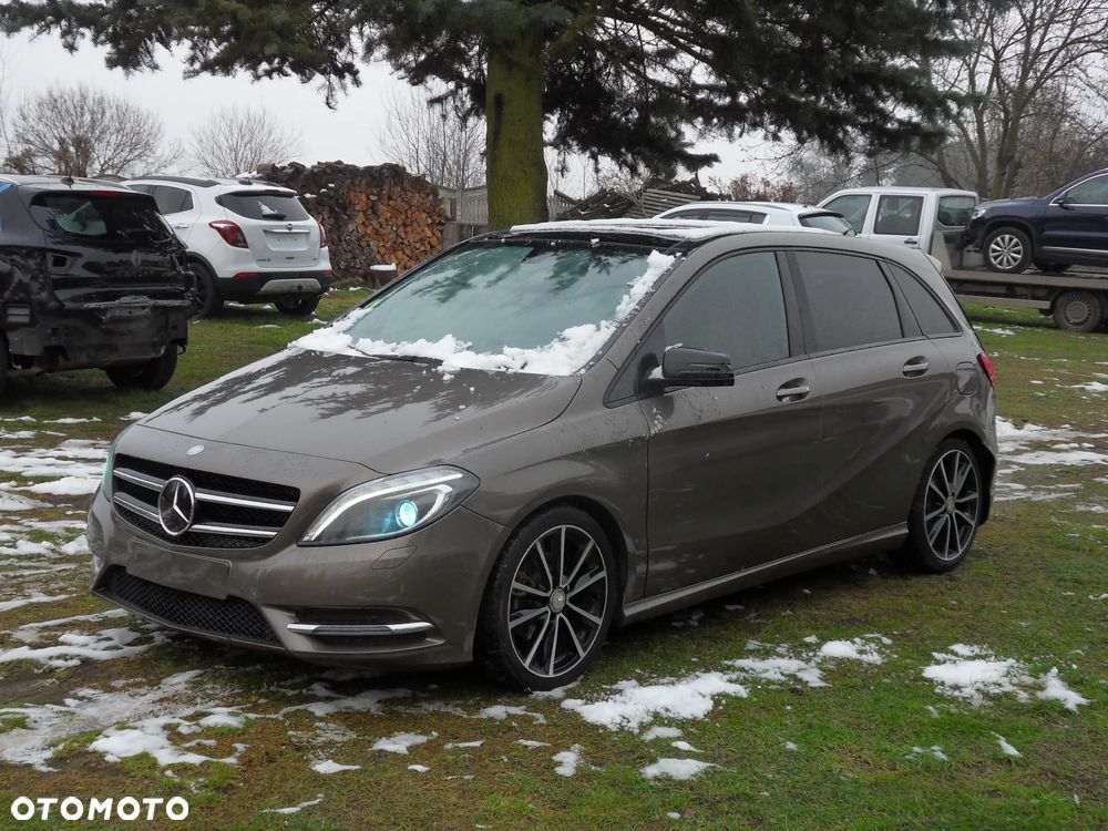 Mercedes-Benz Klasa B - 1