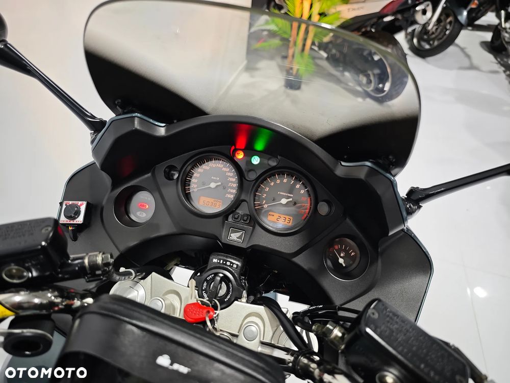 Honda CBF - 5