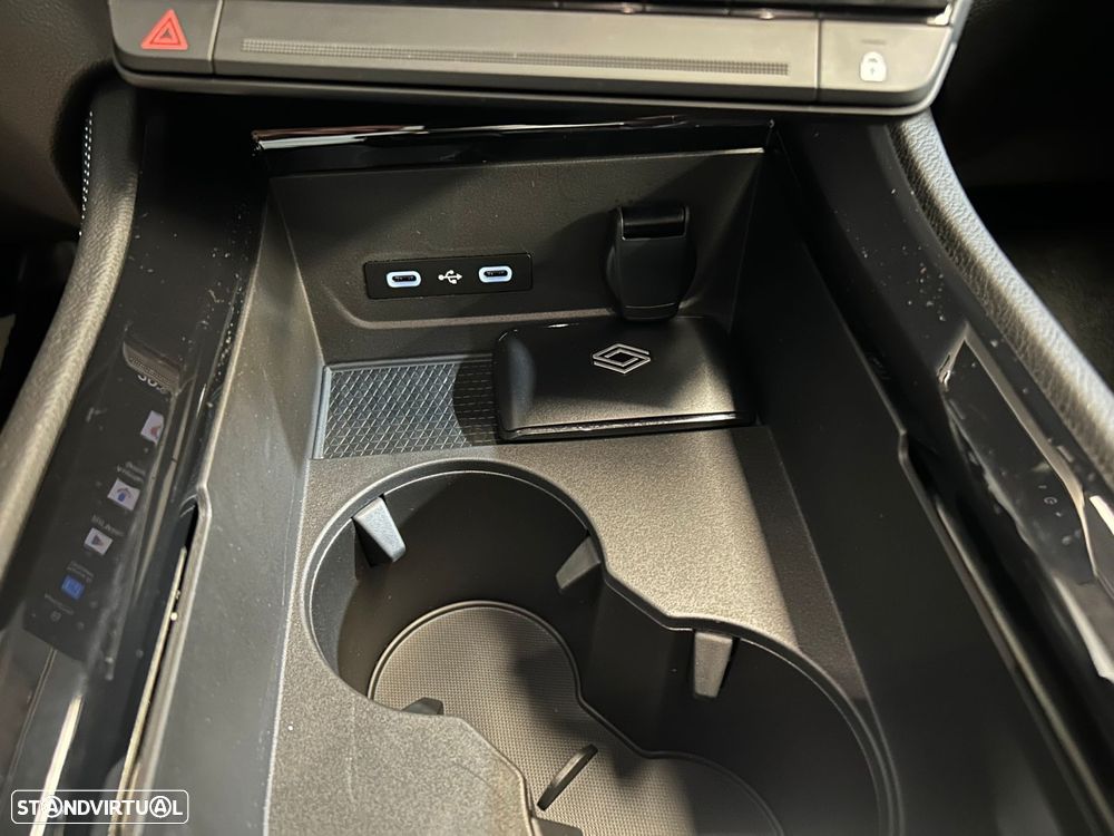Renault Austral 1.2 E-Tech Techno Espirit - 37