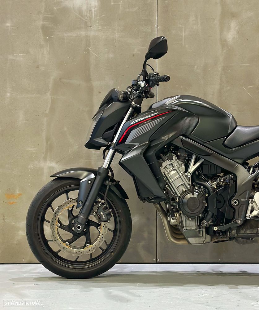 Honda CB 650 F - 4