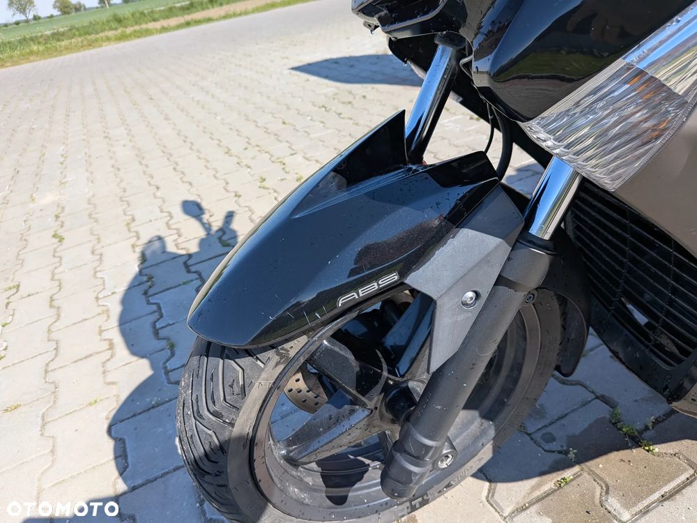 Yamaha X-max - 5