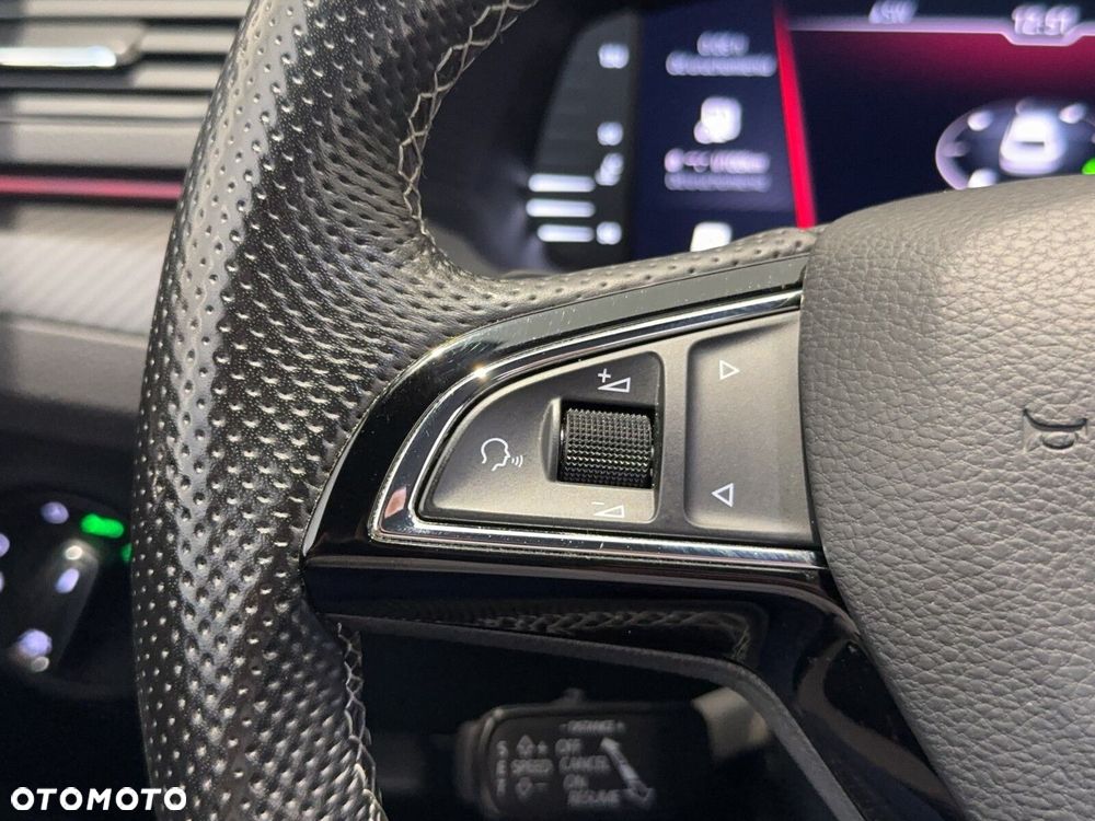 Skoda Superb 2.0 TSI Sportline DSG - 27