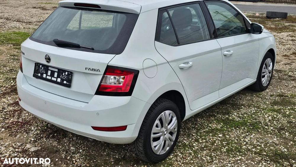 Skoda Fabia 1.0 MPI Ambition - 4