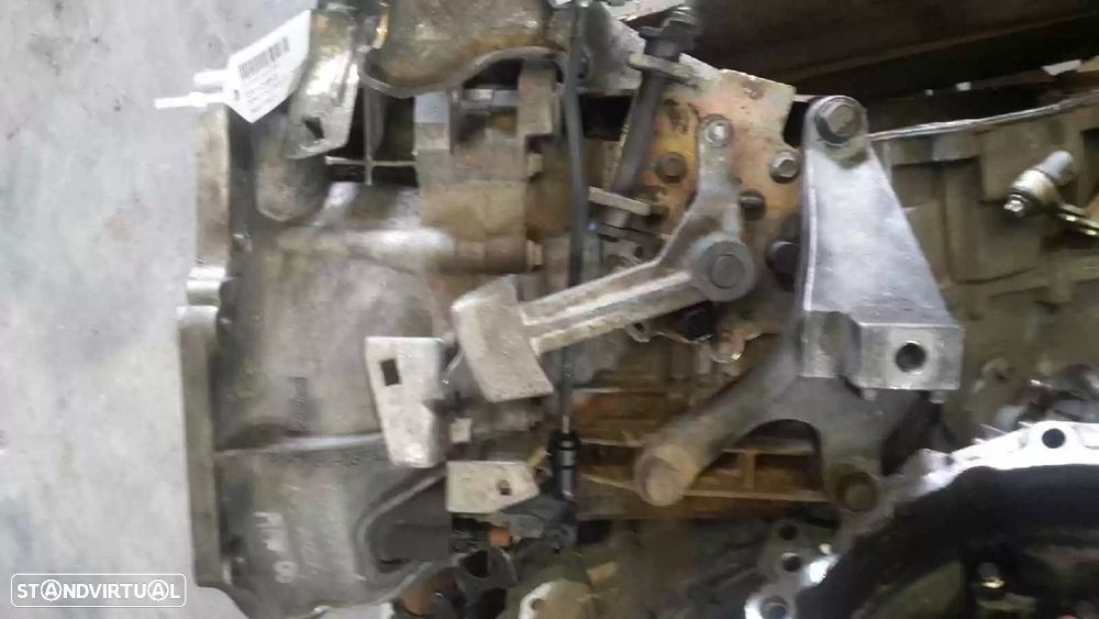 CAIXA VELOCIDADES FORD FOCUS II 2004 -3M5R7F096YF - 3