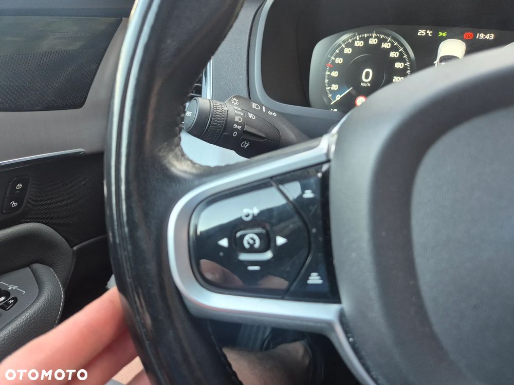 Volvo XC 90 T8 AWD Recharge Geartronic Inscription Expression - 31