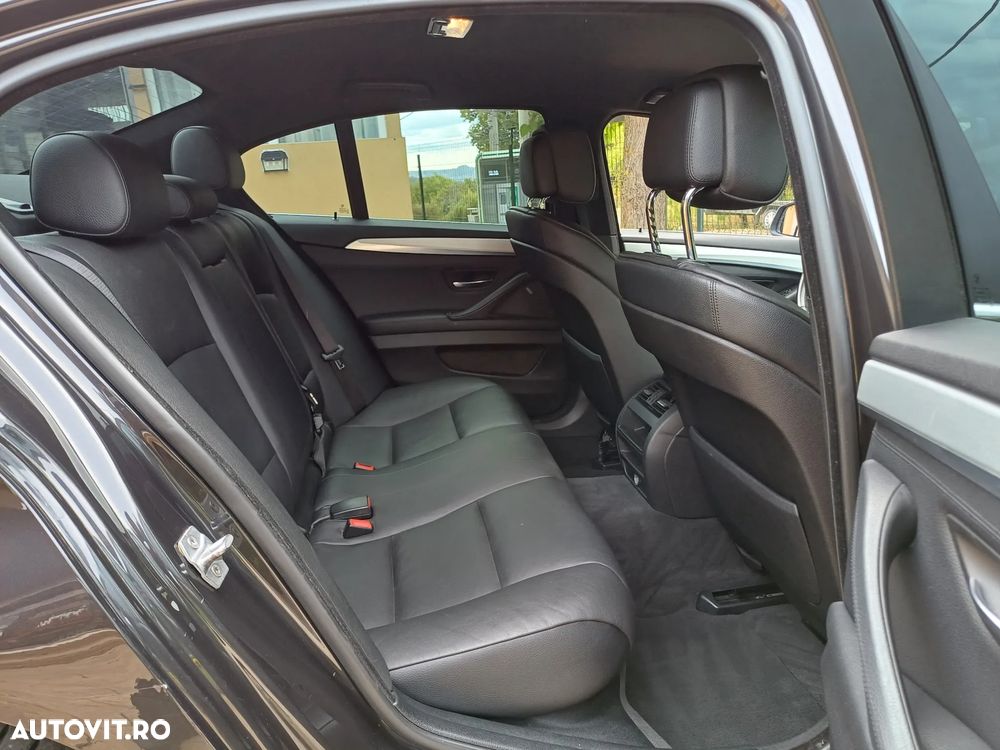 BMW Seria 5 520d Aut. Edition Fleet - 9