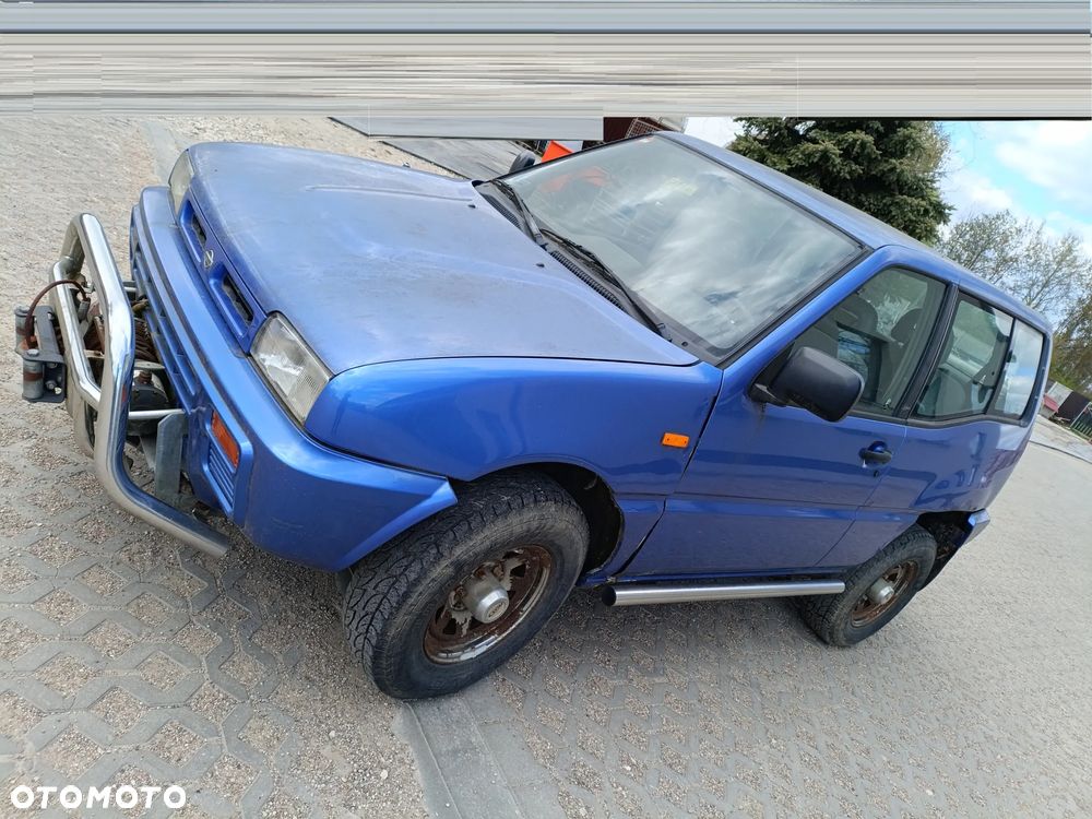 Nissan Terrano 2.4 Wagon SGX - 2