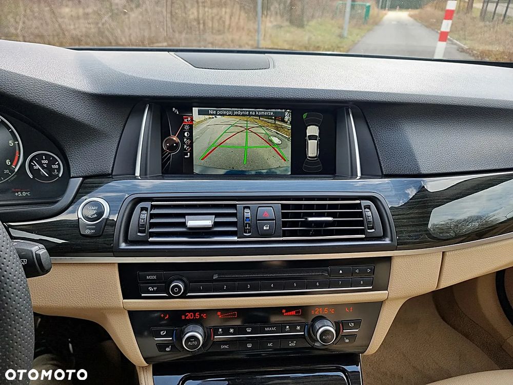 BMW Seria 5 520d Luxury Line sport - 28