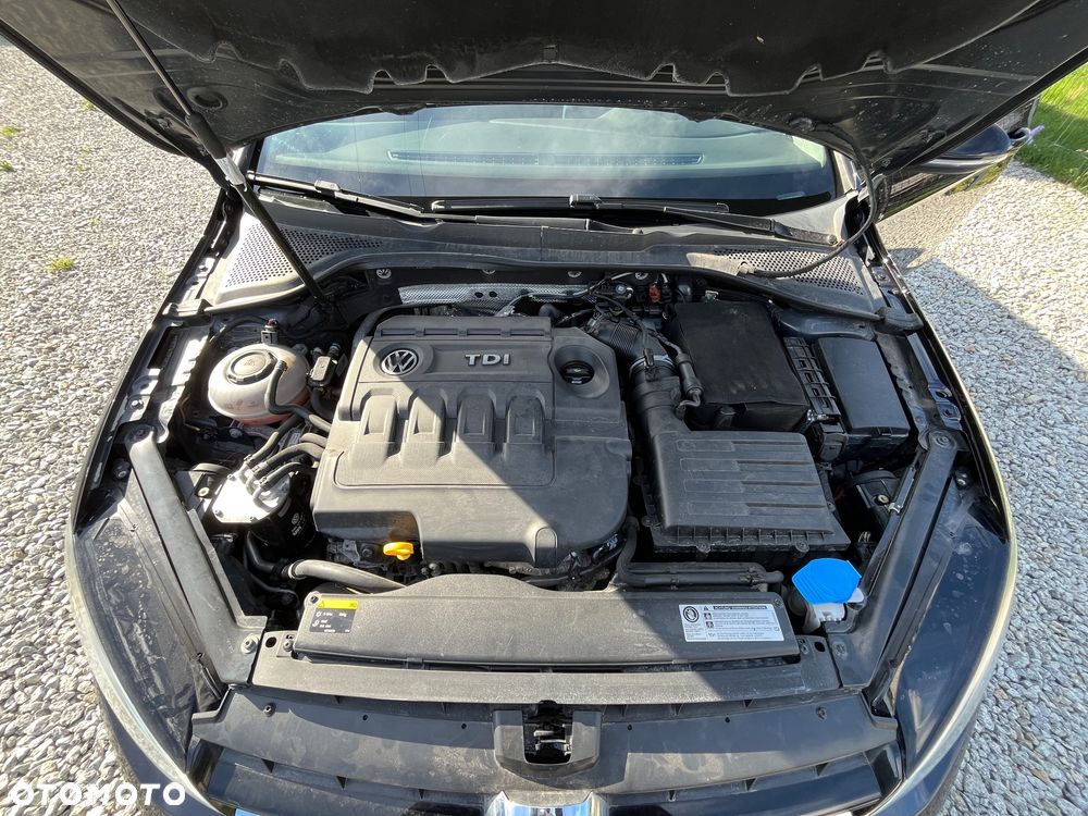 Volkswagen Golf 2.0 TDI BlueMotion Technology Lounge - 29