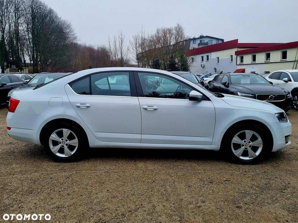 Skoda Octavia 1.6 TDI Active DSG - 7