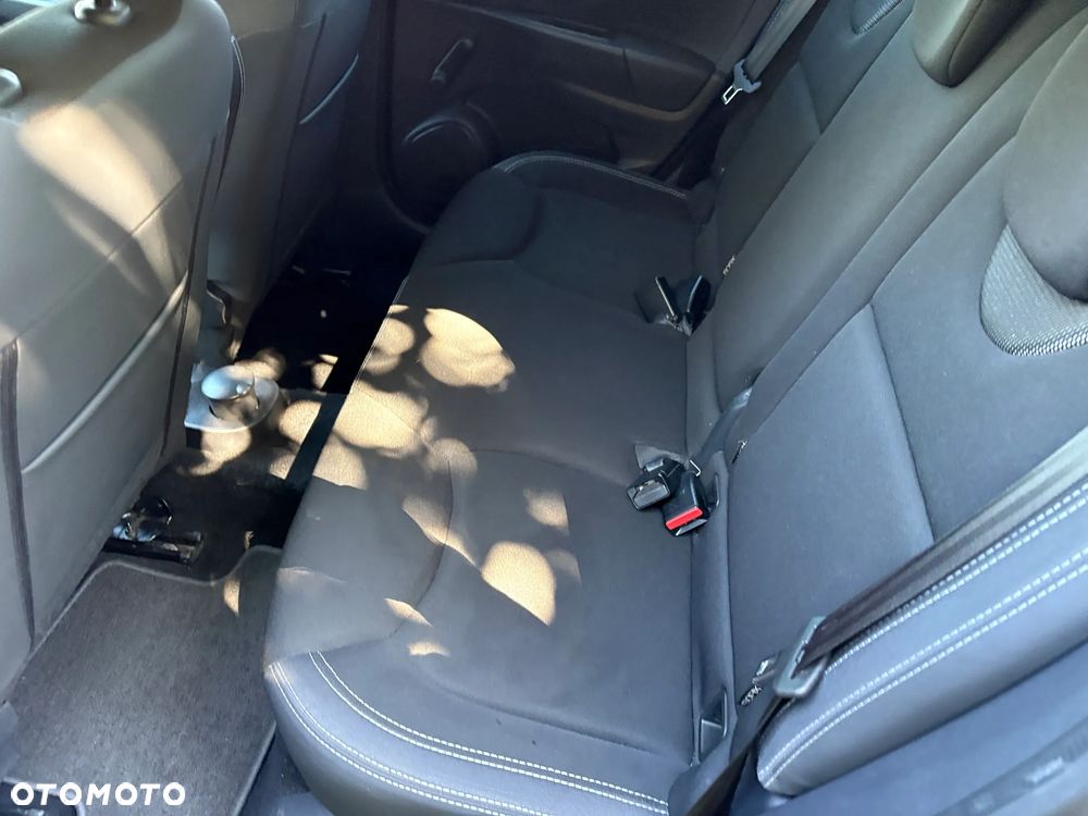 Renault Clio - 15