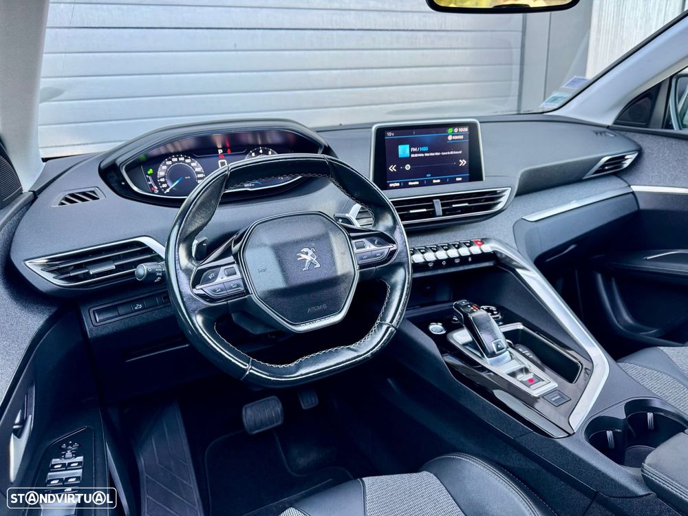 Peugeot 3008 1.2 PureTech Allure Grip Control EAT6 - 5