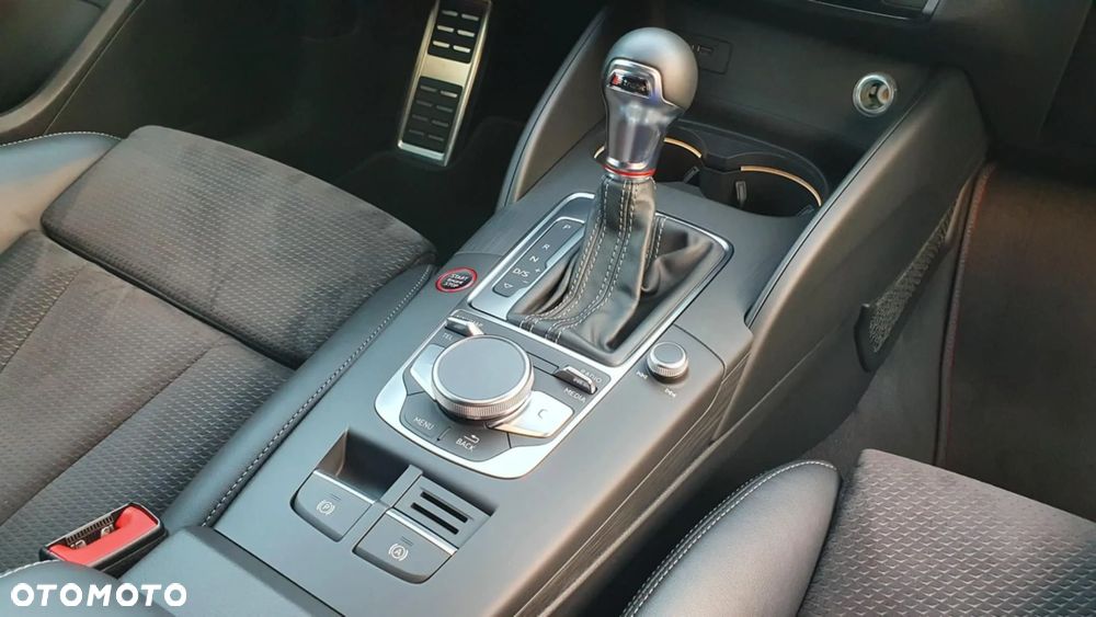 Audi S3 - 10
