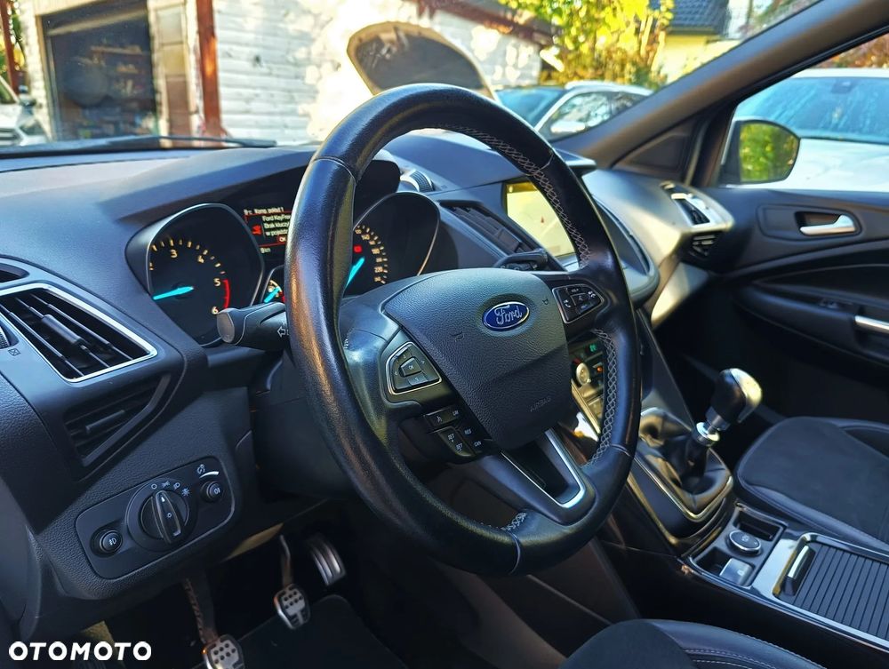 Ford Kuga 2.0 TDCi 2x4 Titanium - 14